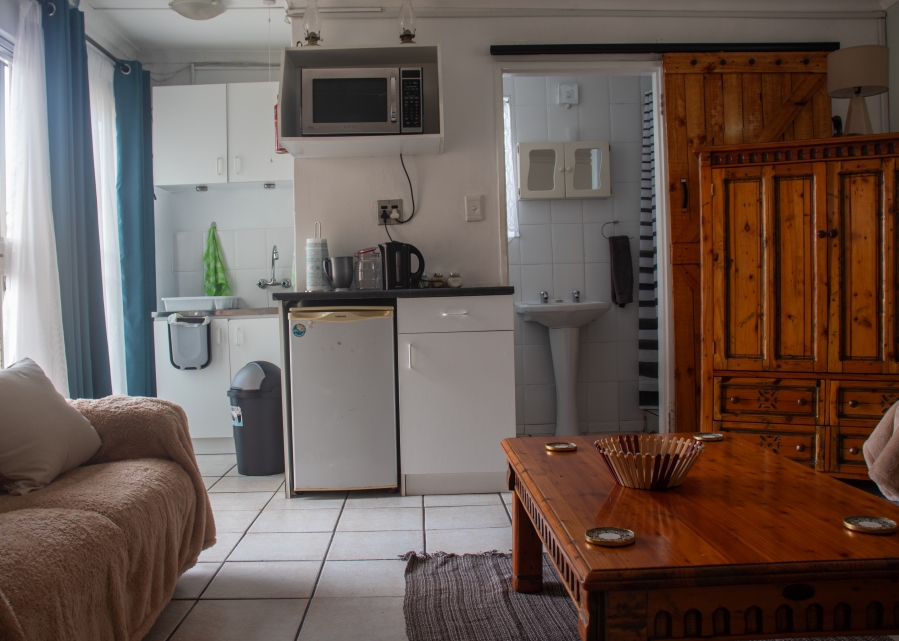 2 Bedroom Property for Sale in Bo Oakdale Western Cape